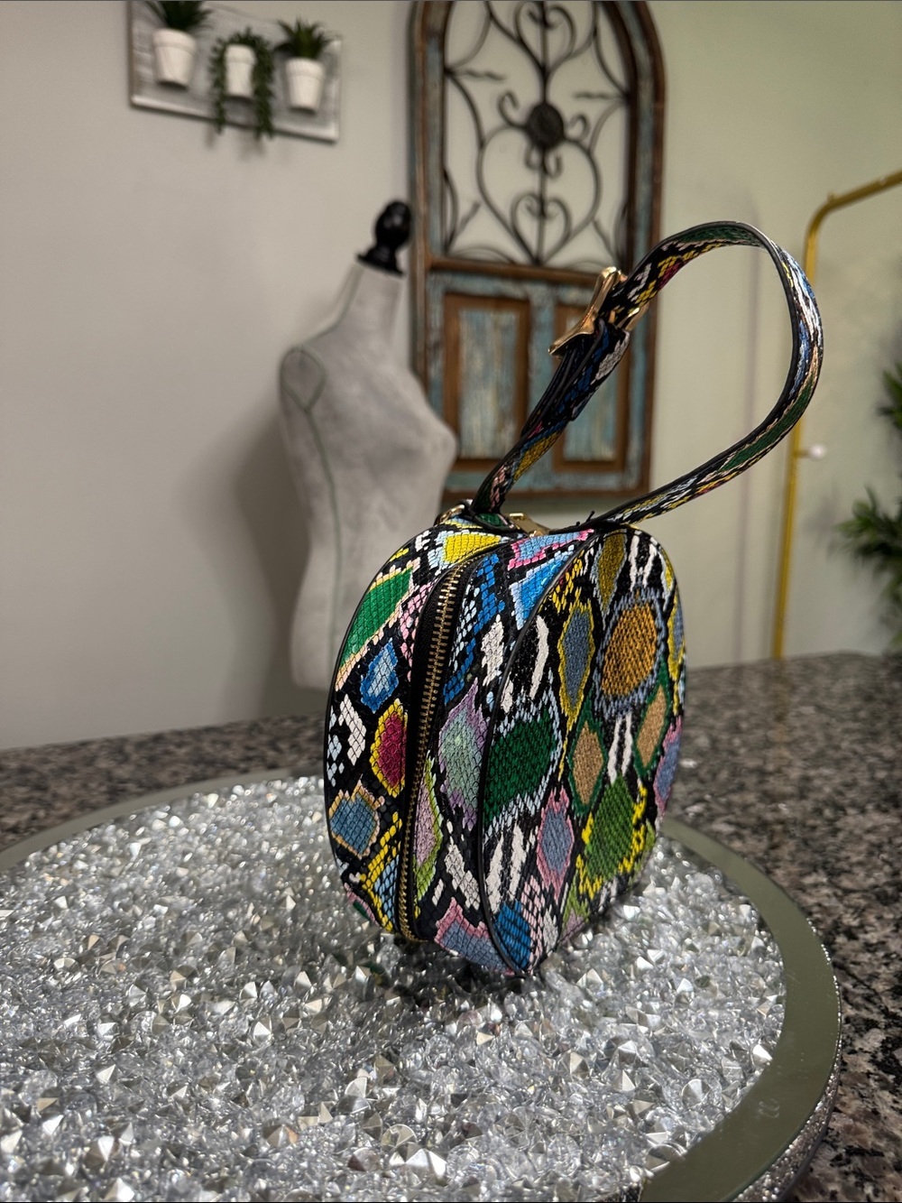 Multicolor Python-Print Round Wristlet mini Bag EUC - Picture 6 of 15